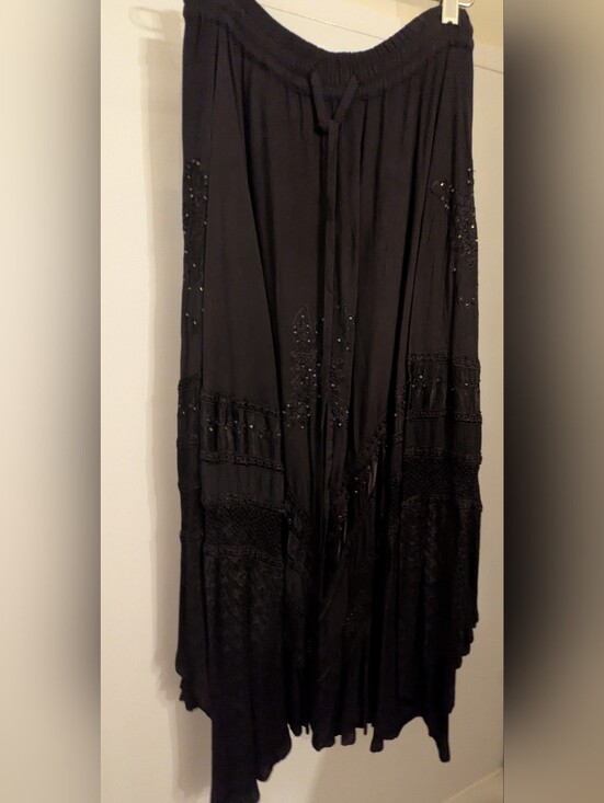 Dresses & Skirts - Bohemian Black Maxi Skirt with Embroidered Details
